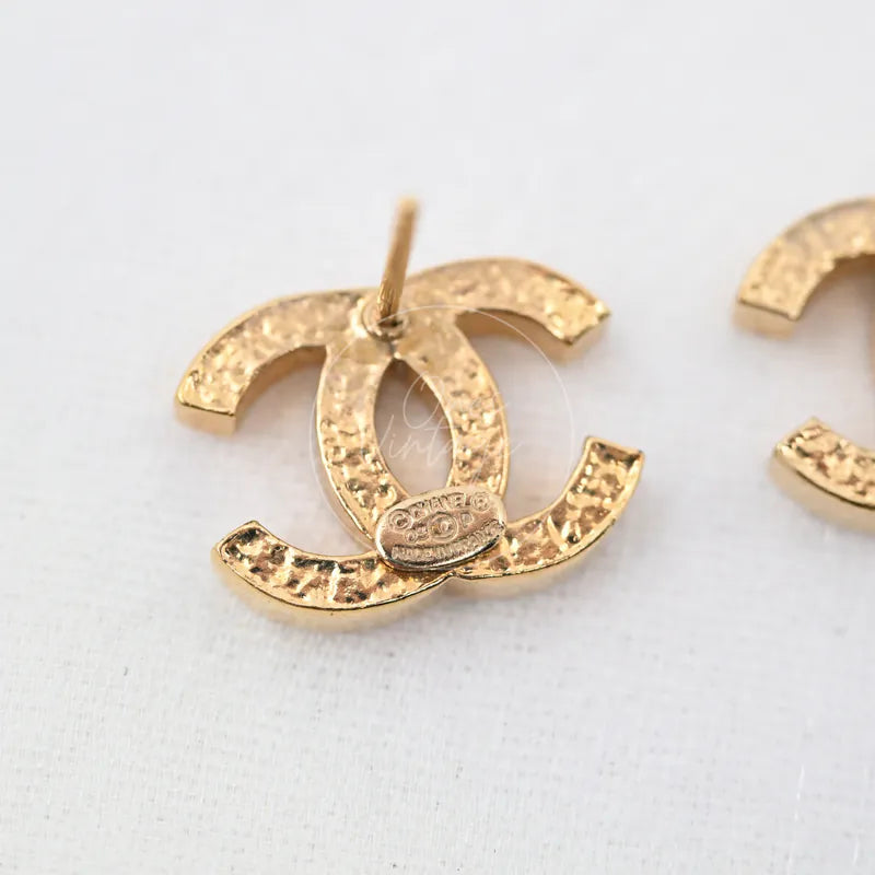 [Pre-owned] Chanel CC Clip-on 24K Gold Earrings