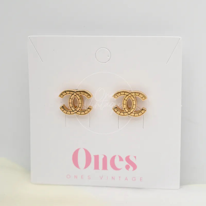 [Pre-owned] Chanel CC Clip-on 24K Gold Earrings