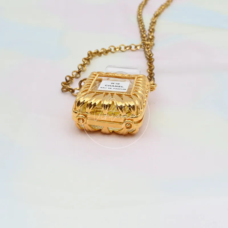[Pre-Owned] Chanel Vintage N19 Perfume Bottle Necklace