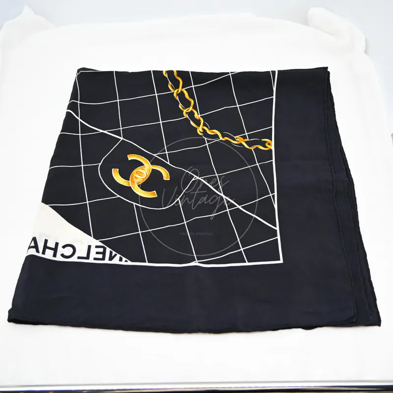 [Pre-owned] Chanel Silk CC Square Scarf