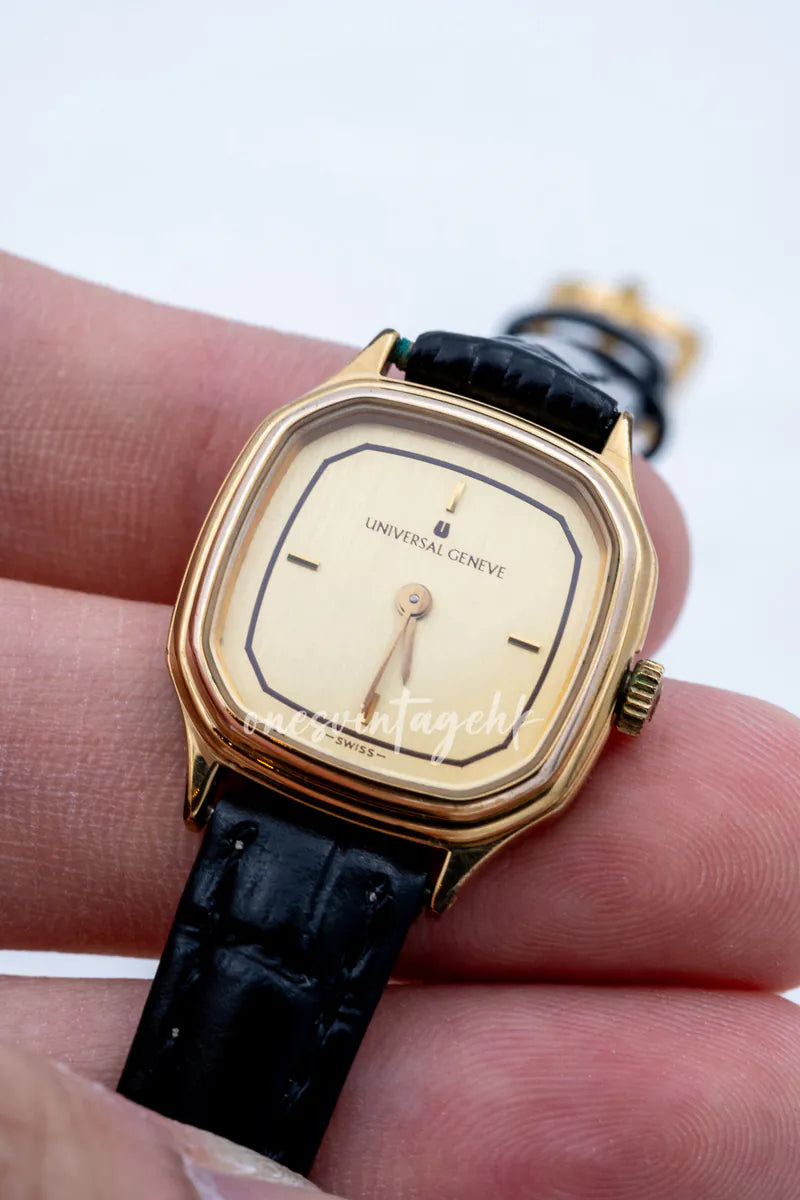 [Pre-owned] Universal Geneve Watch