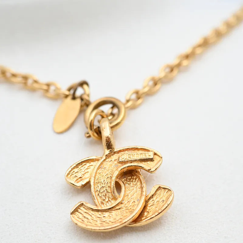 [Pre-owned] Chanel Matelasse Coco Mark Pendant Gold necklace