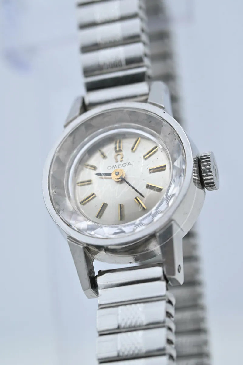 [Pre-owned] Omega Saphette Lady Watch