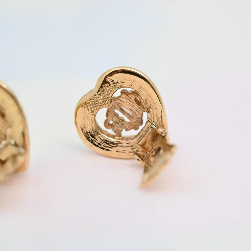 [Pre-owned] Dior Carriage Heart Shaped CD Crystal logo Ear-Clips