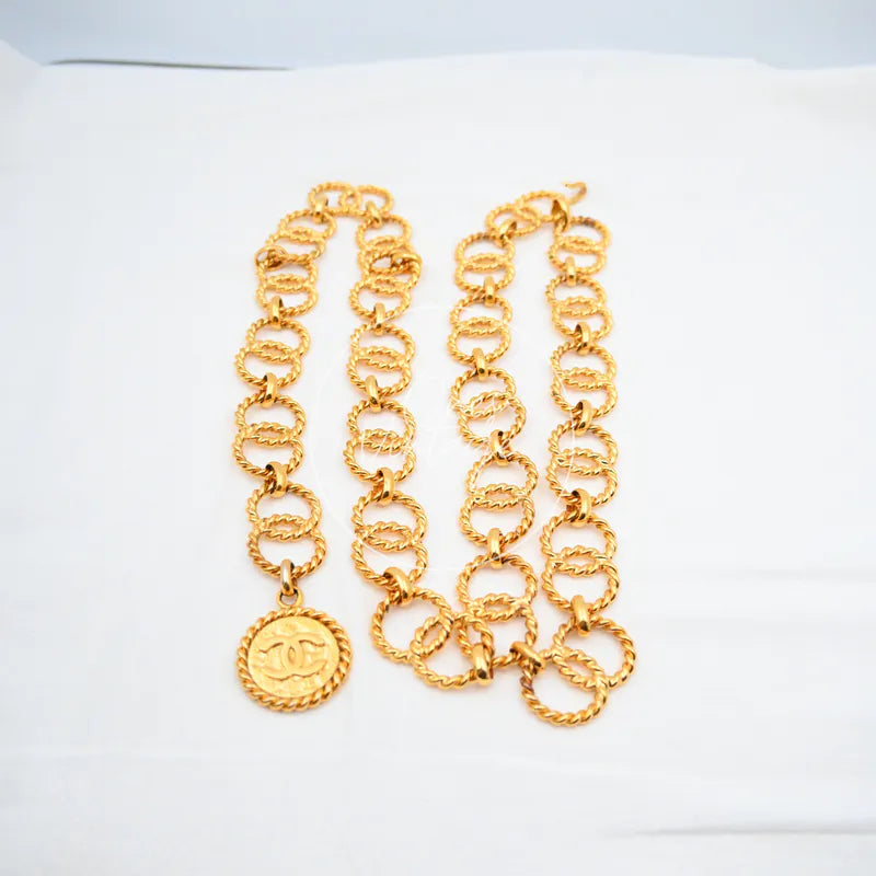 [Pre-owned] Chanel Chain Loop Medallion Waist Belt