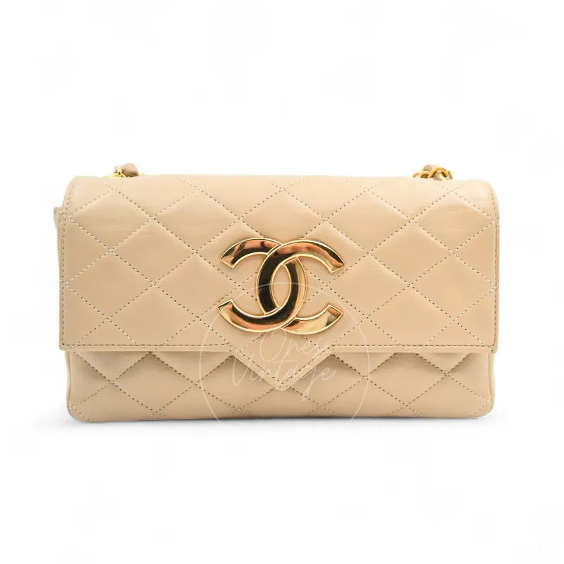 [Pre-owned] Chanel Vintage Beige Single Flap bag with big CC