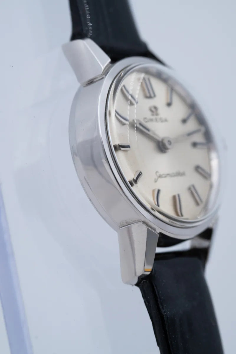 [Pre-owned] Omega Seamaster Lady Watch