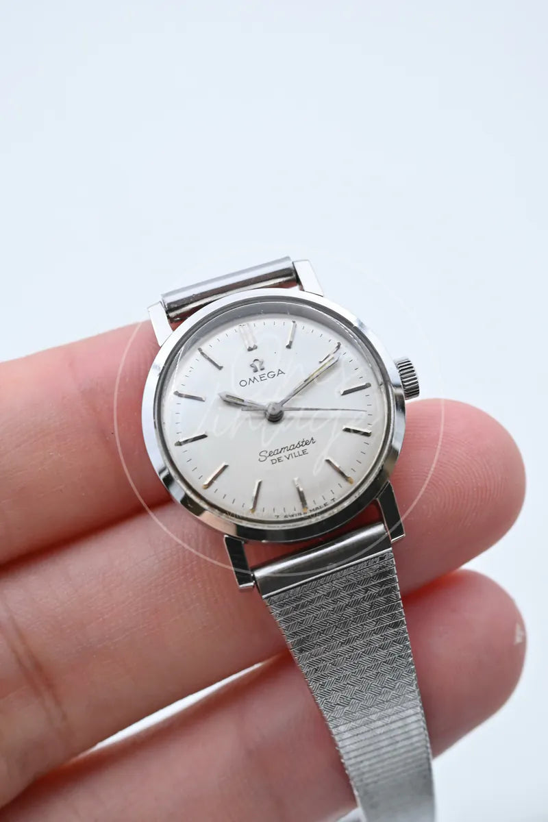 [Pre-owned] Omega Seamaster De Ville Lady Watch