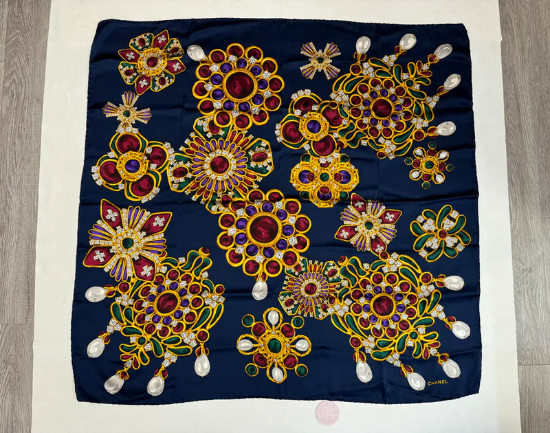 [Pre-owned] Chanel Scarf 寶石
