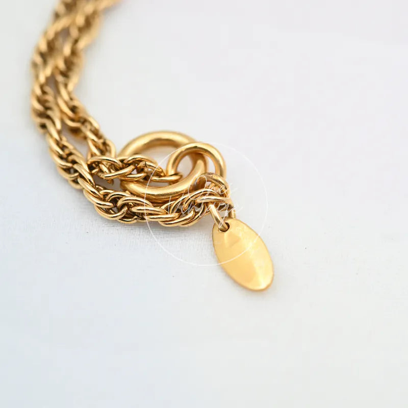 [Pre-owned] Chanel CC Gold Pendant Necklace