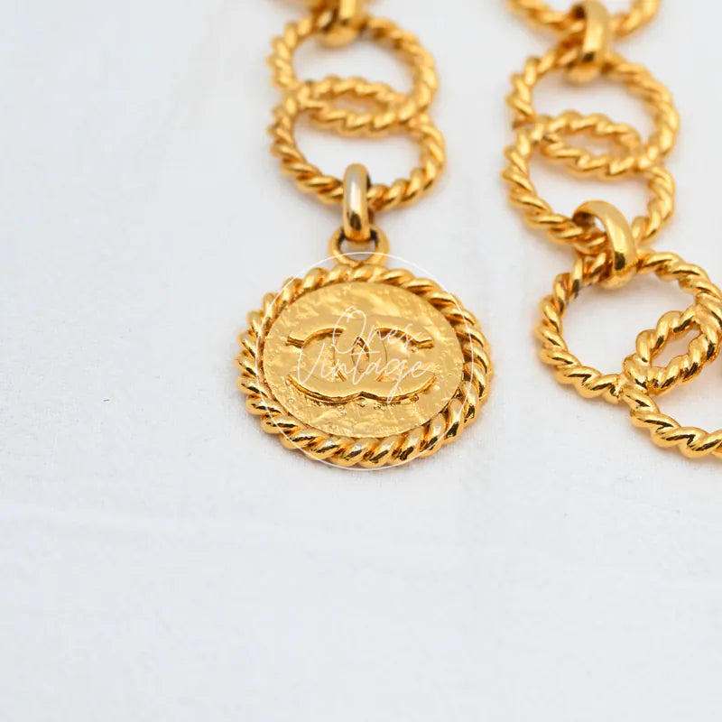 [Pre-owned] Chanel Chain Loop Medallion Waist Belt