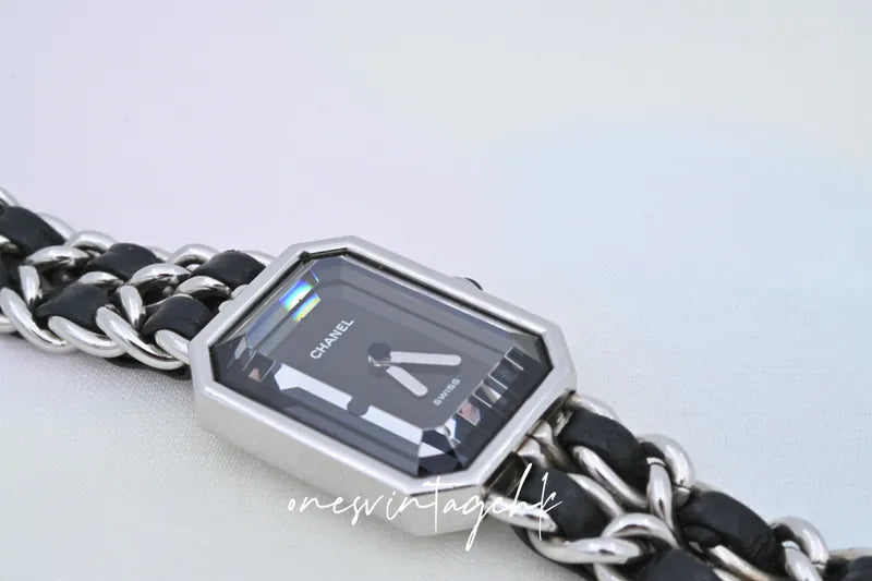 [Pre-owned] Chanel Premiere Watch Silver (M) 72*04
