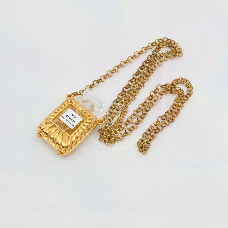 [Pre-Owned] Chanel Vintage N19 Perfume Bottle Necklace