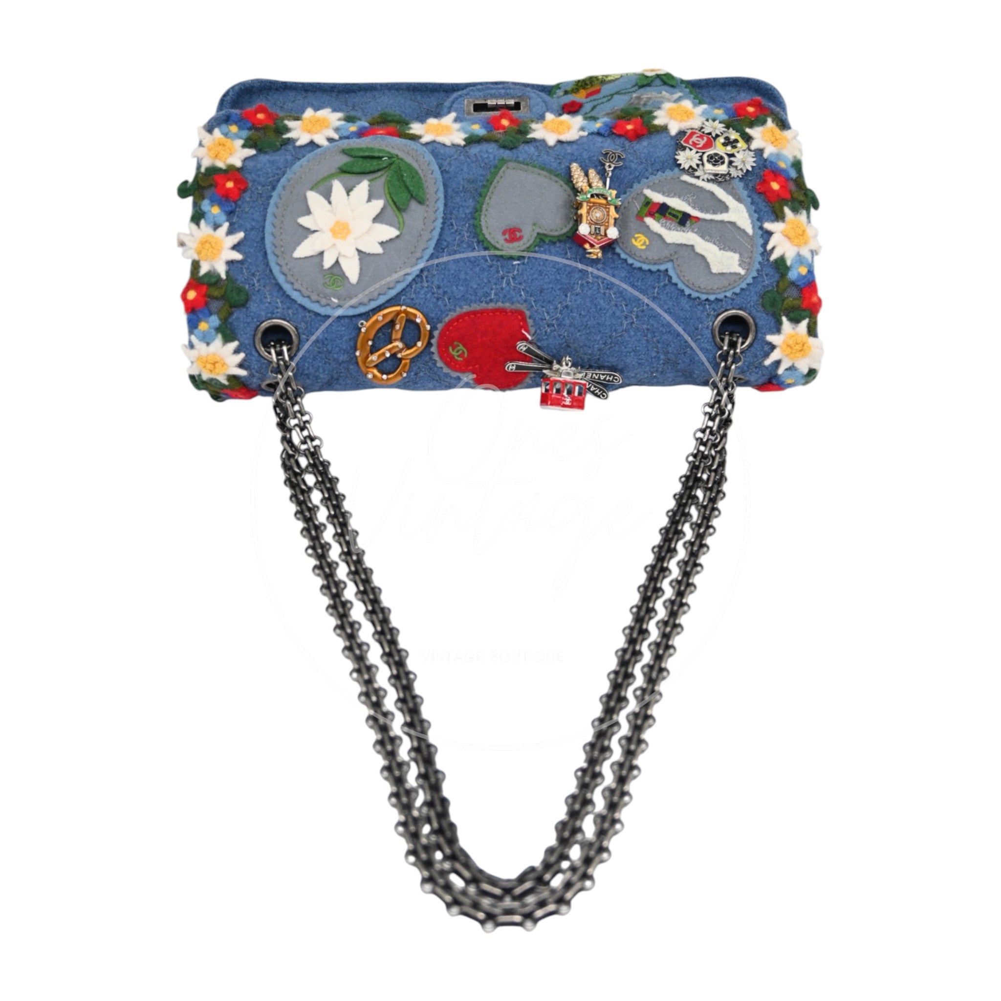 [Pre-owned] Chanel Blue Fabric Paris-Salzburg Crest Austrian Embroidered Flap Bag
