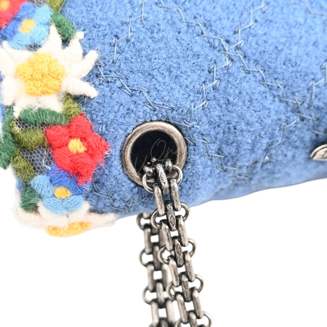 [Pre-owned] Chanel Blue Fabric Paris-Salzburg Crest Austrian Embroidered Flap Bag