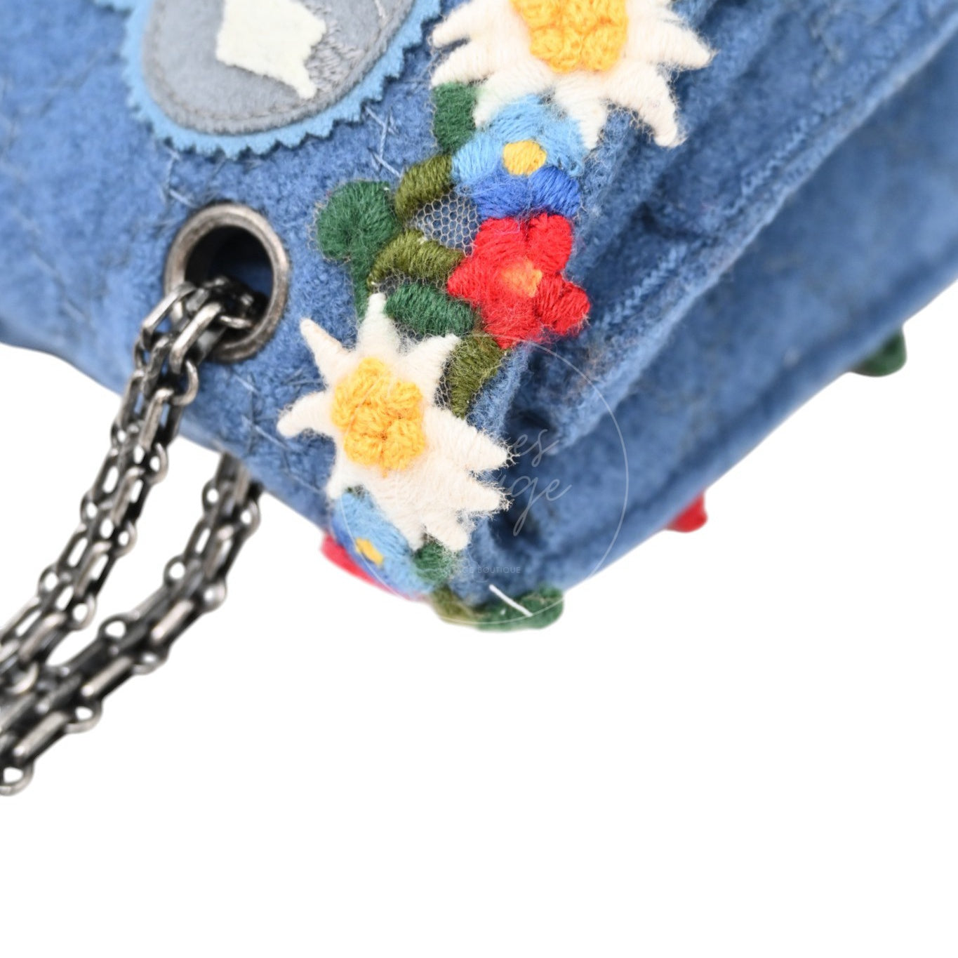 [Pre-owned] Chanel Blue Fabric Paris-Salzburg Crest Austrian Embroidered Flap Bag