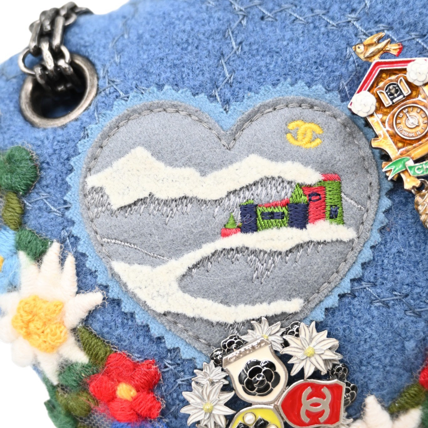 [Pre-owned] Chanel Blue Fabric Paris-Salzburg Crest Austrian Embroidered Flap Bag