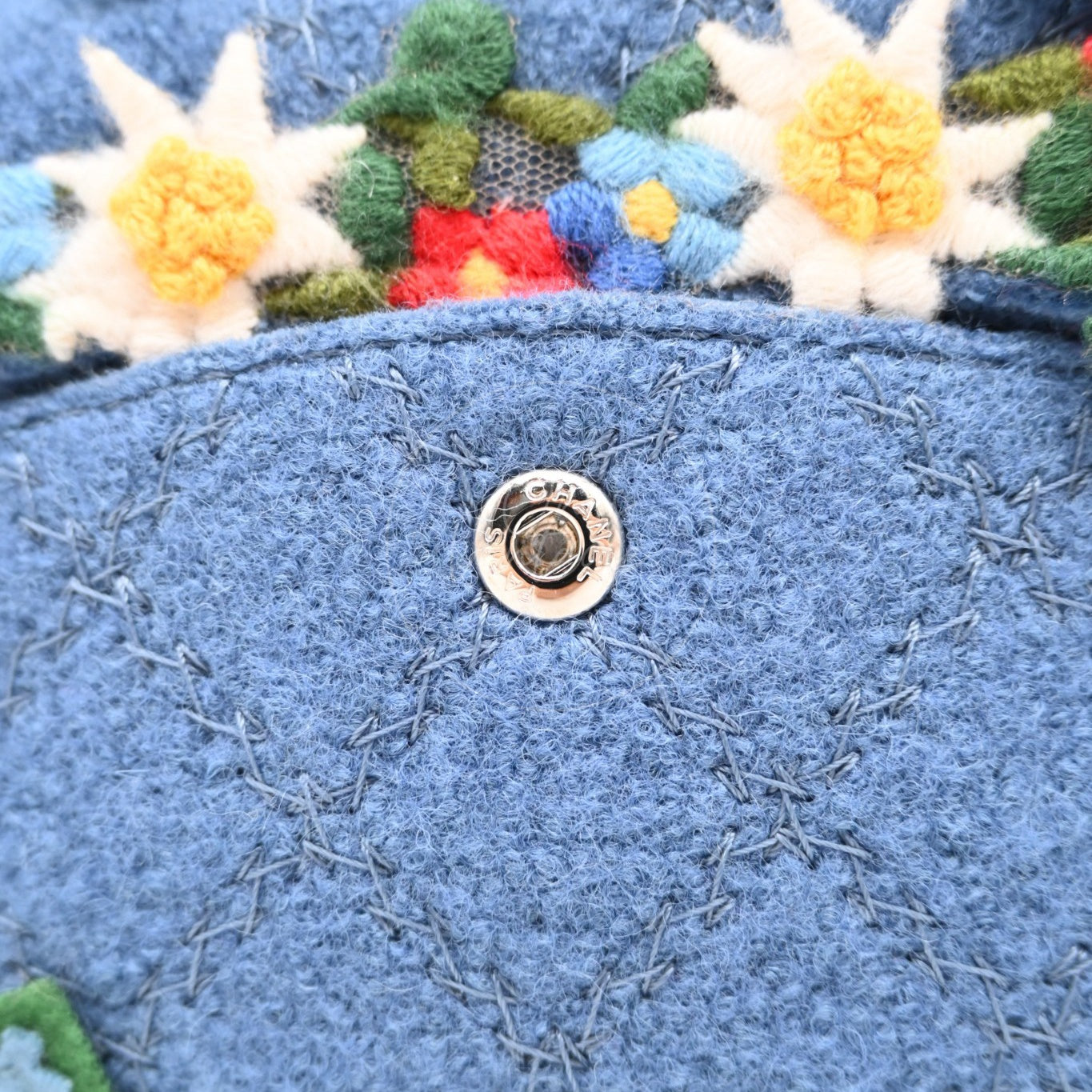 [Pre-owned] Chanel Blue Fabric Paris-Salzburg Crest Austrian Embroidered Flap Bag