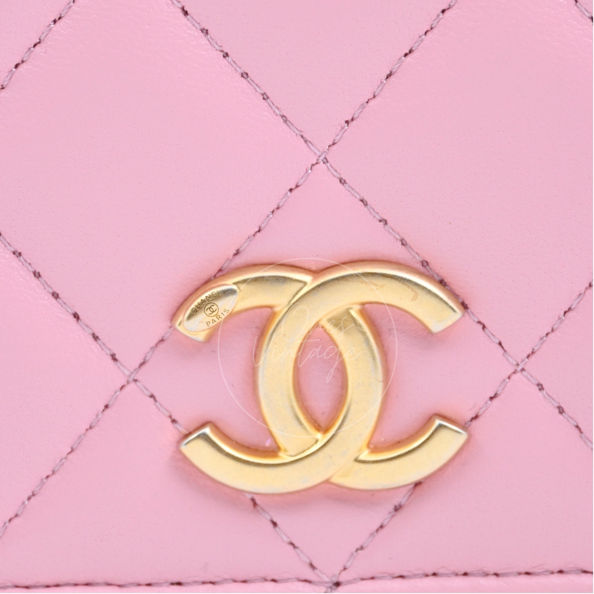 [Pre-owned] Chanel Lambskin Quilted Wallet On Chain WOC Light Pink