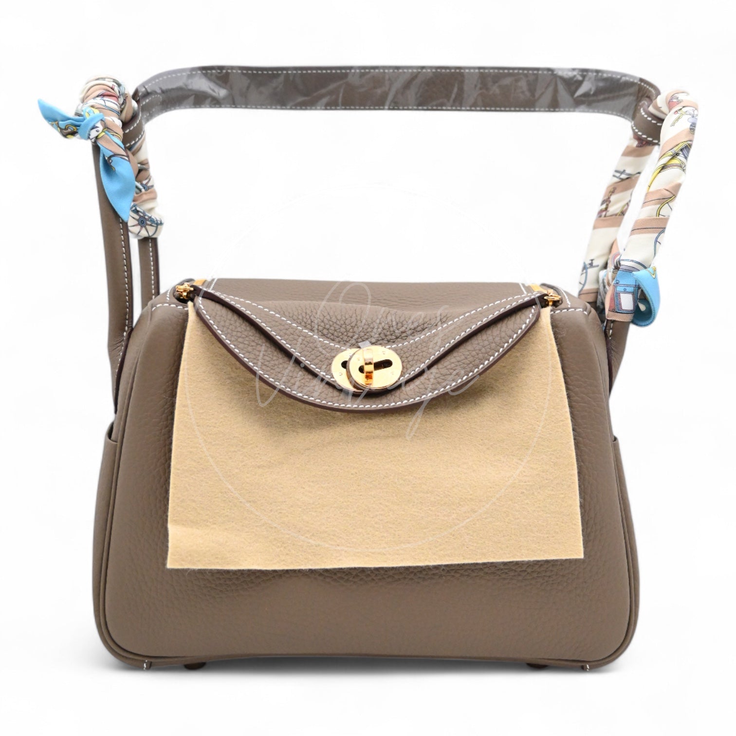 [Brand New] Hermes Lindy 26 Etoupe Clemence GHW Stamp W