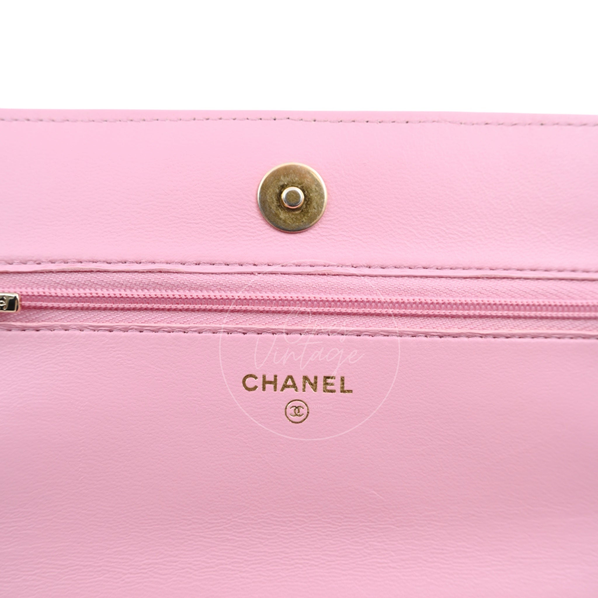 [Pre-owned] Chanel Lambskin Quilted Wallet On Chain WOC Light Pink