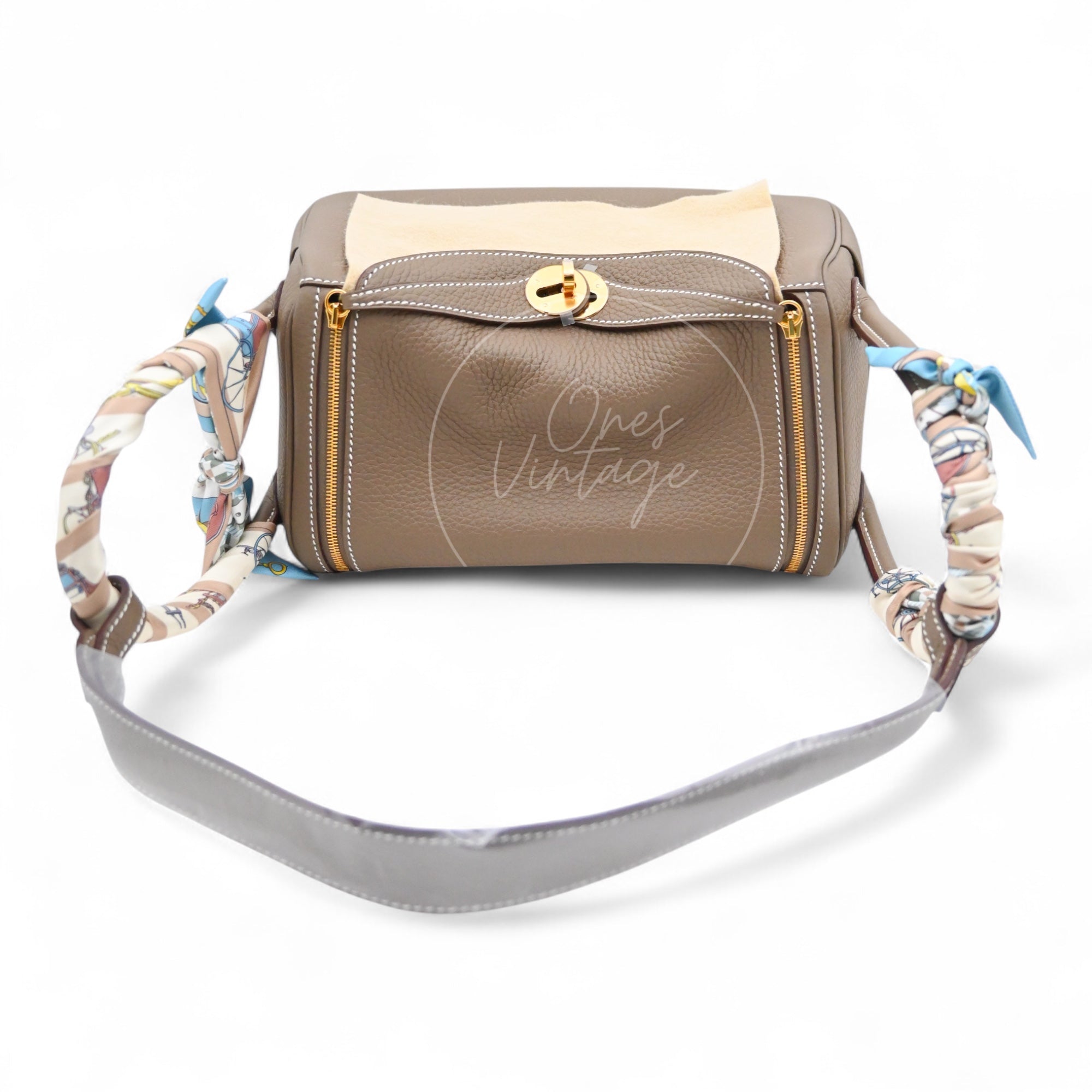 [Brand New] Hermes Lindy 26 Etoupe Clemence GHW Stamp W