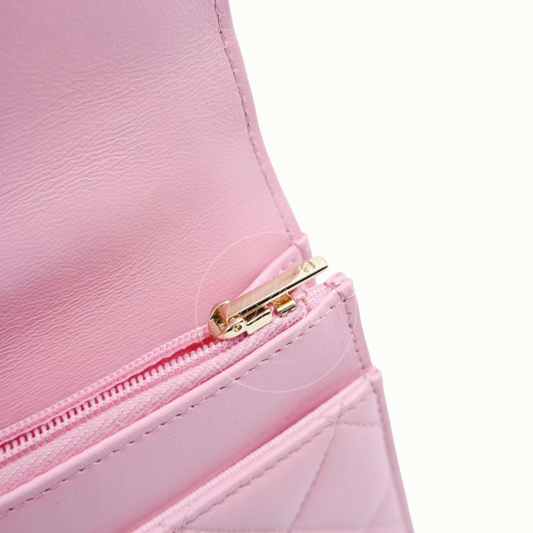 [Pre-owned] Chanel Lambskin Quilted Wallet On Chain WOC Light Pink