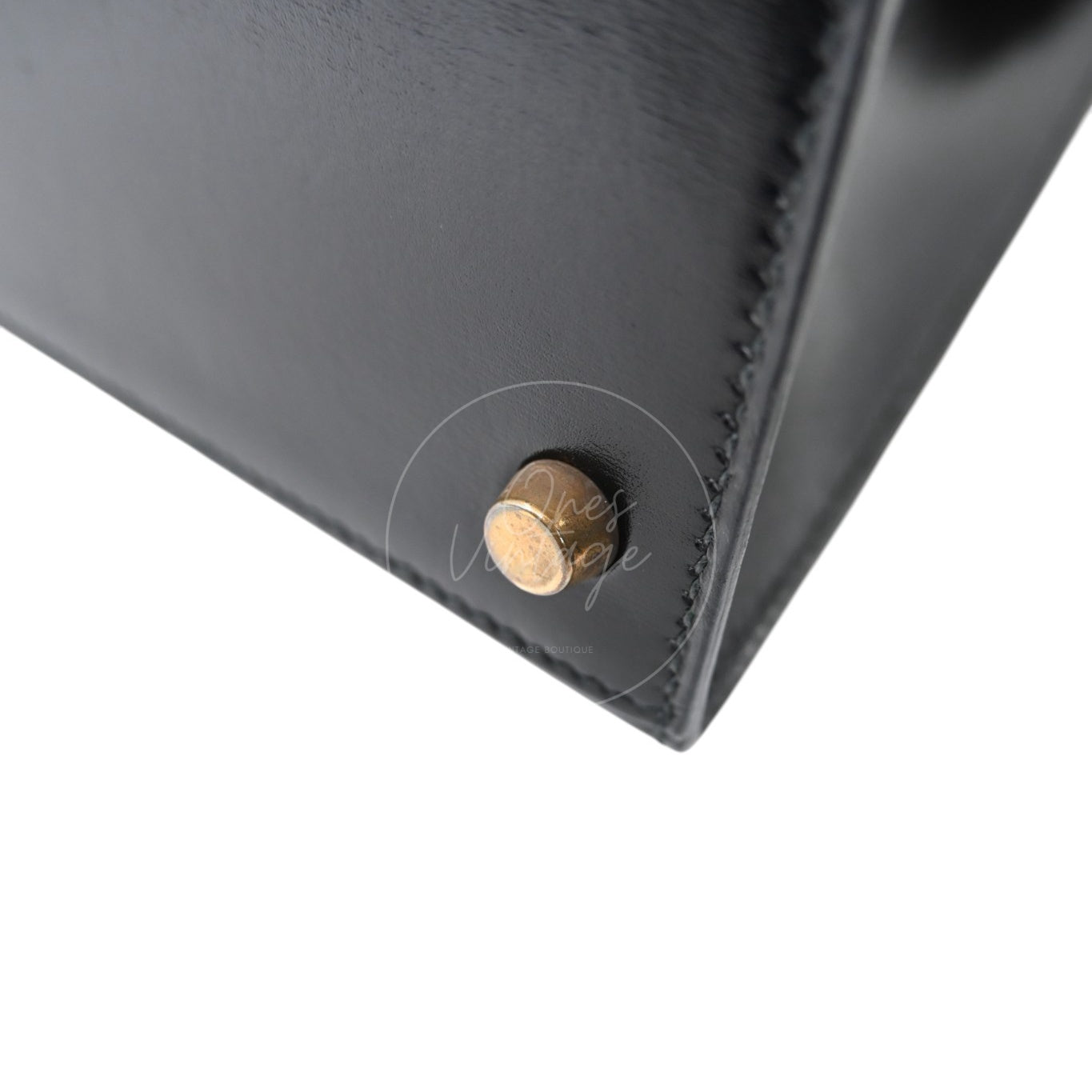 [Pre-Owned] Hermes Kelly 28 GHW Box Leather Stamp Circle U