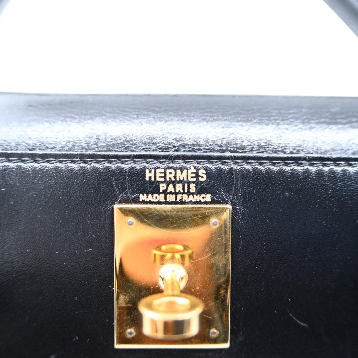 [Pre-Owned] Hermes Kelly 28 GHW Box Leather Stamp Circle U