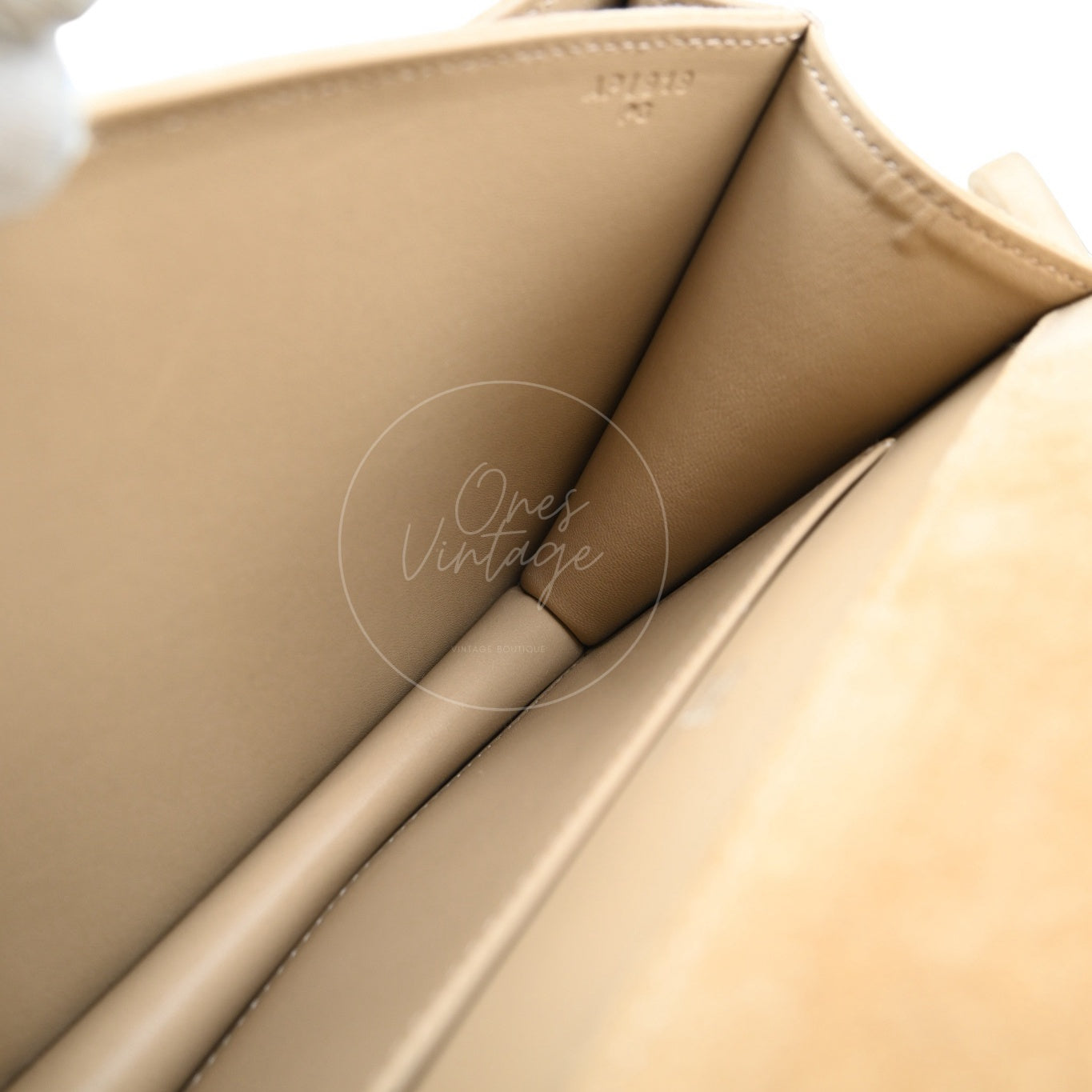 [Pre-Owned] Hermes Mini Constance PHW Stamp A Suede Beige