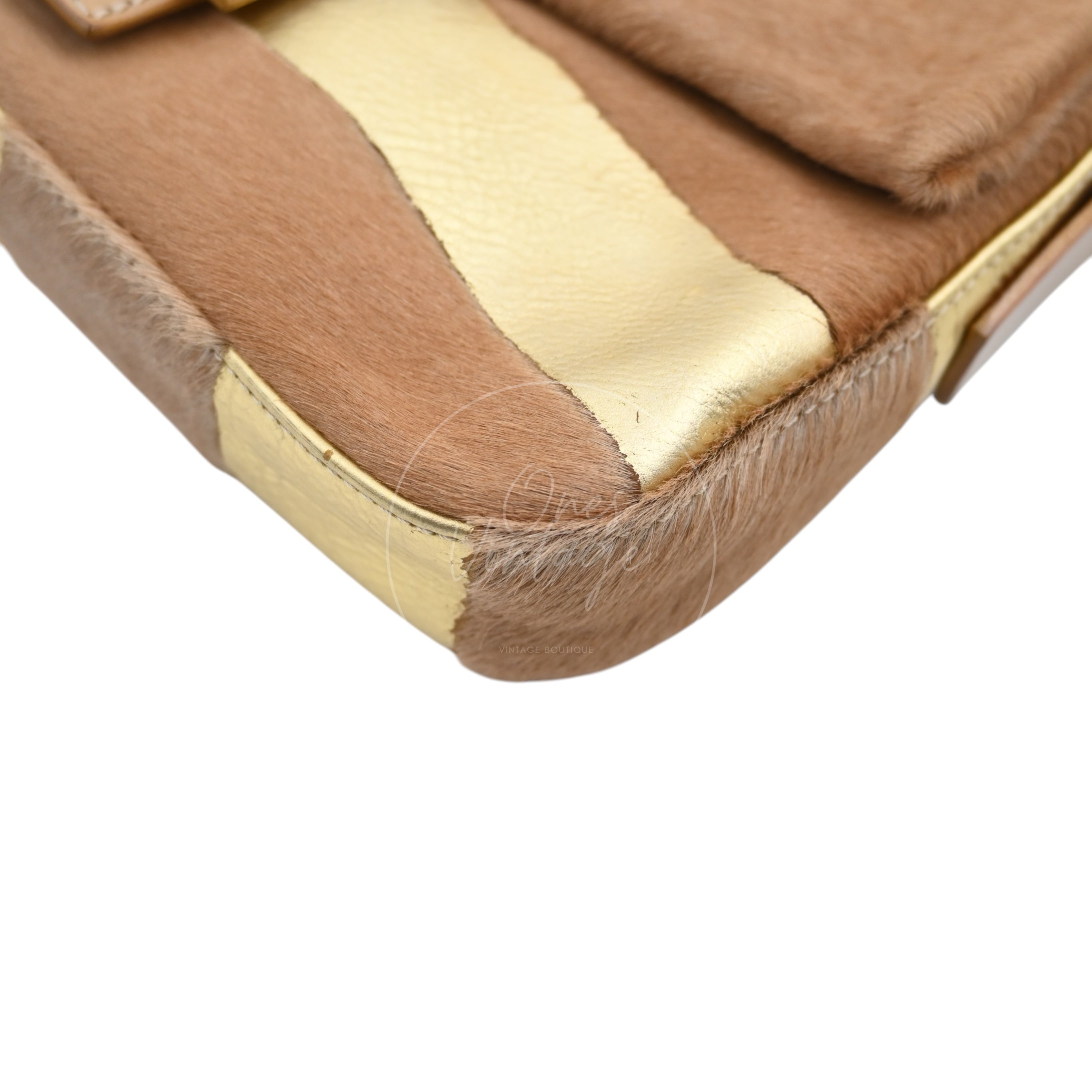 [Pre-owned] Fendi Brown & Gold Pony Hair Baguette Shoulder Bag