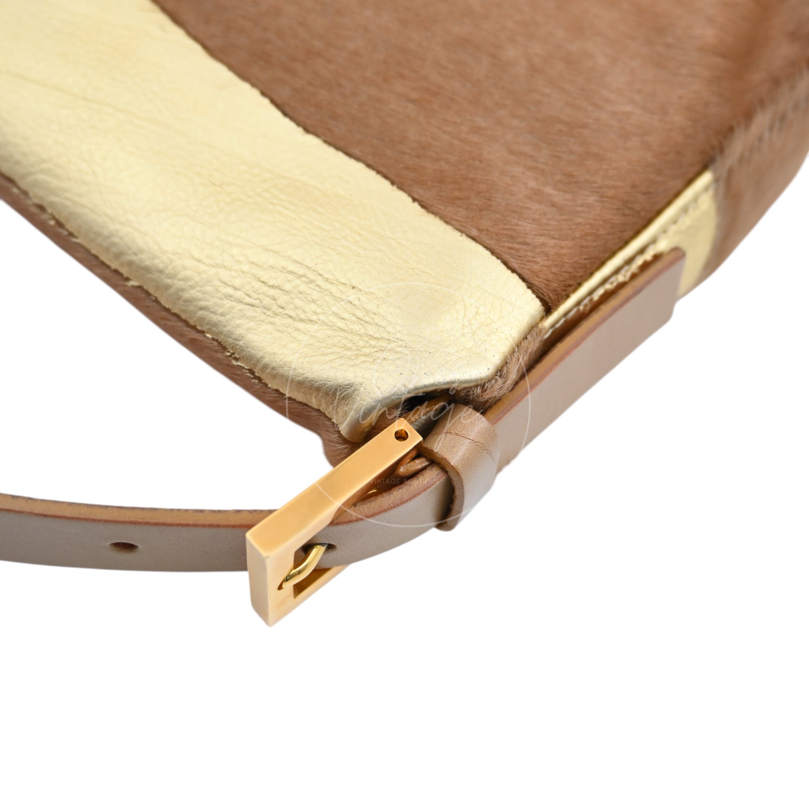 [Pre-owned] Fendi Brown & Gold Pony Hair Baguette Shoulder Bag