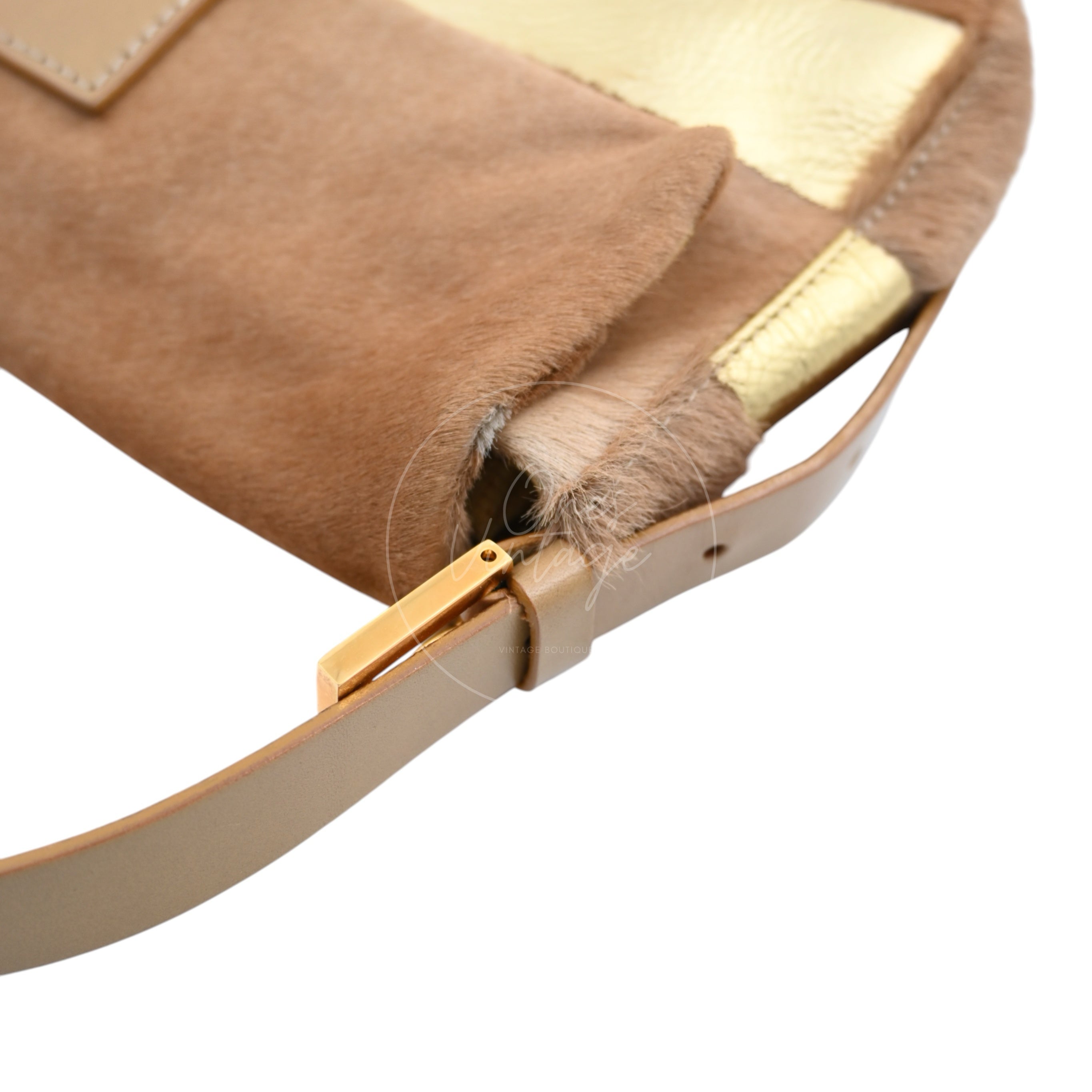 [Pre-owned] Fendi Brown & Gold Pony Hair Baguette Shoulder Bag