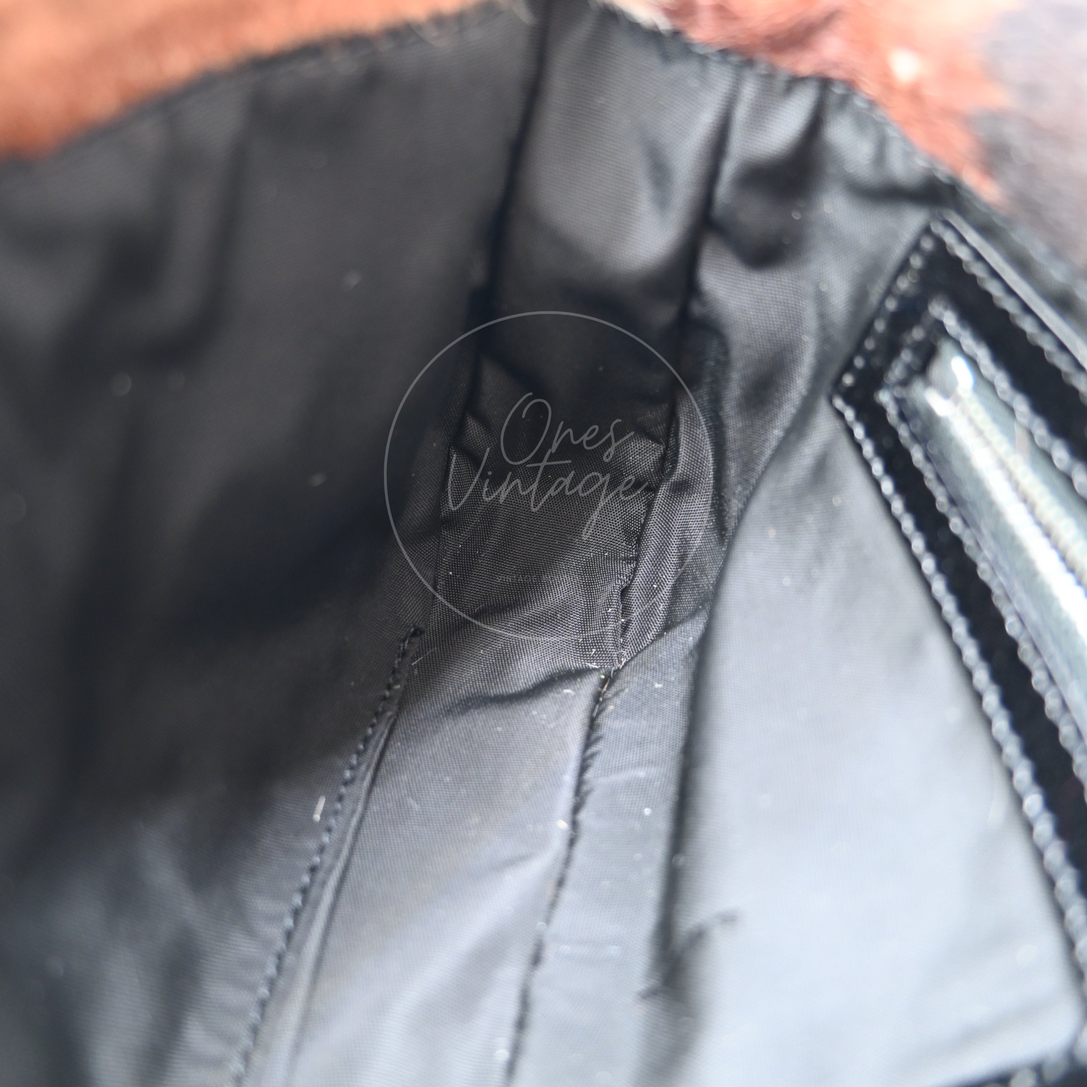 [Pre-owned] Fendi Animal Print Pony Hair Baguette Brown White Bag