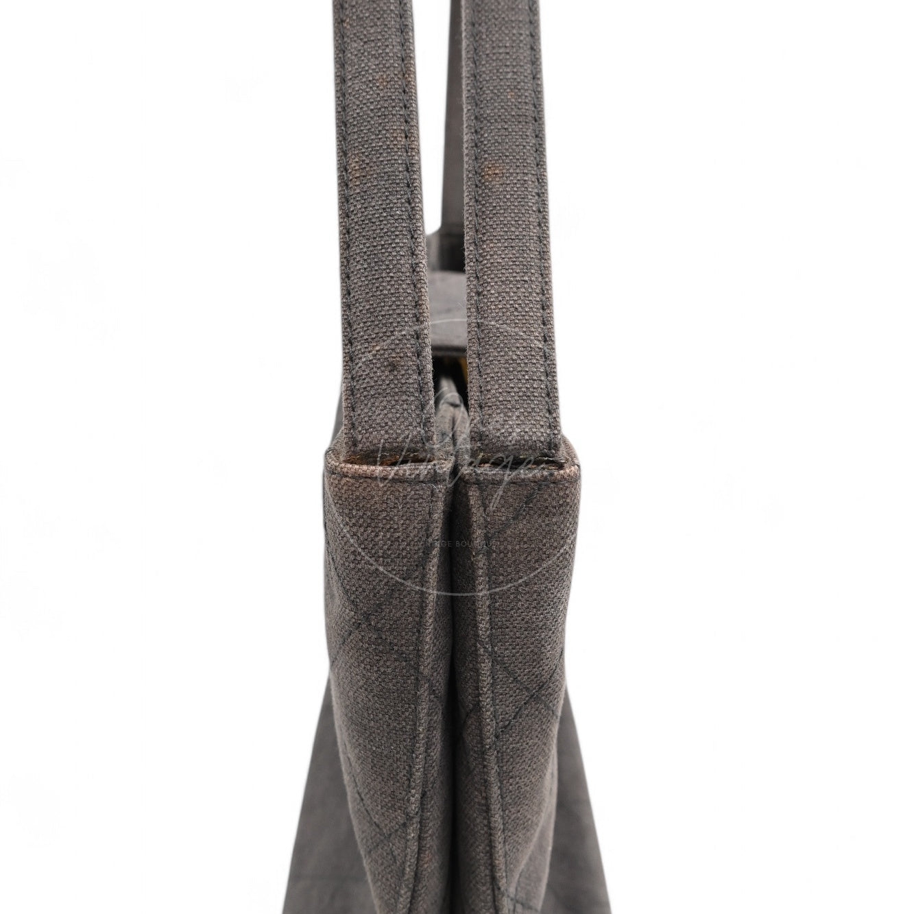 [Pre-owned] Chanel Grey Matelasse Canvas Shoulder Bag