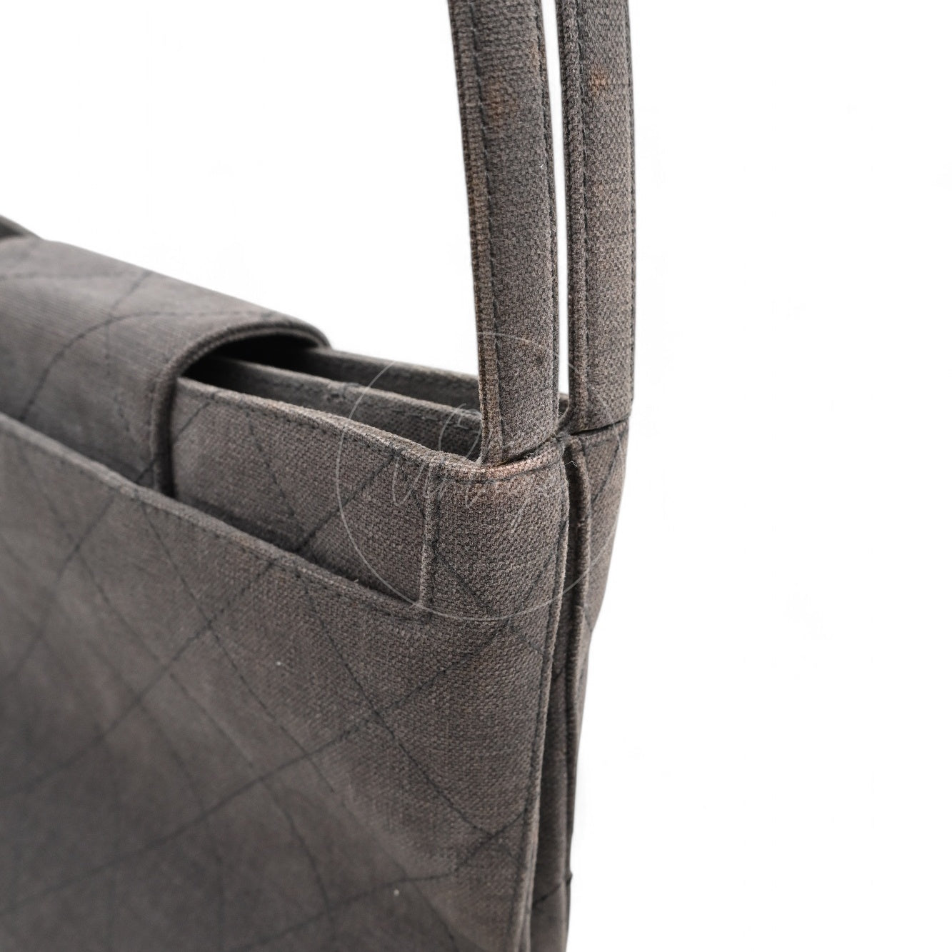 [Pre-owned] Chanel Grey Matelasse Canvas Shoulder Bag