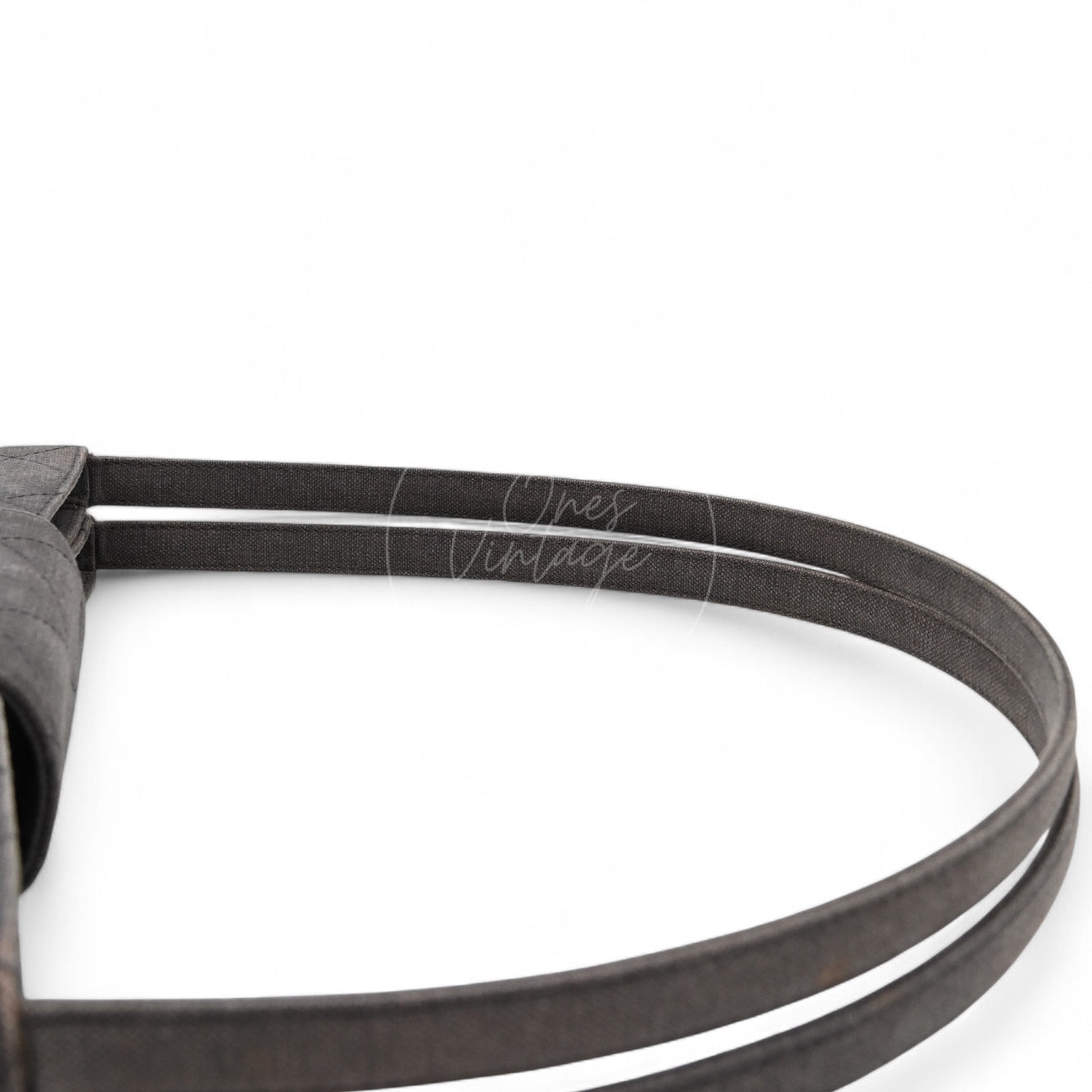 [Pre-owned] Chanel Grey Matelasse Canvas Shoulder Bag