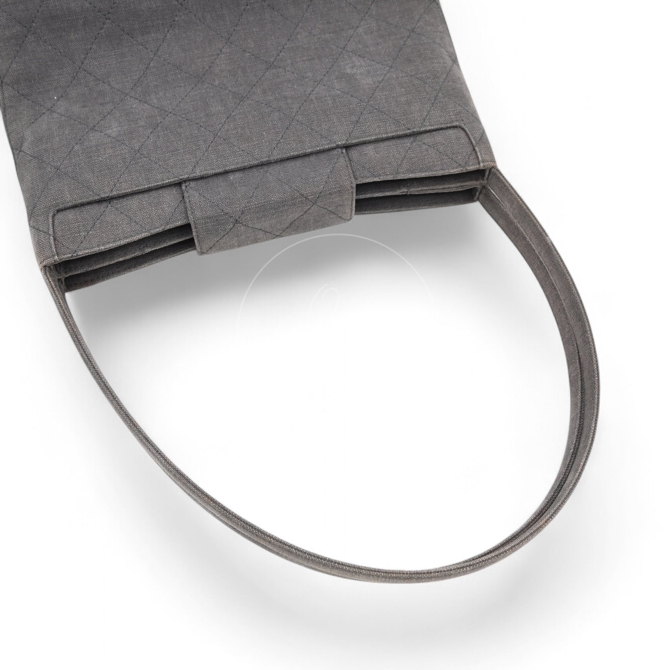[Pre-owned] Chanel Grey Matelasse Canvas Shoulder Bag
