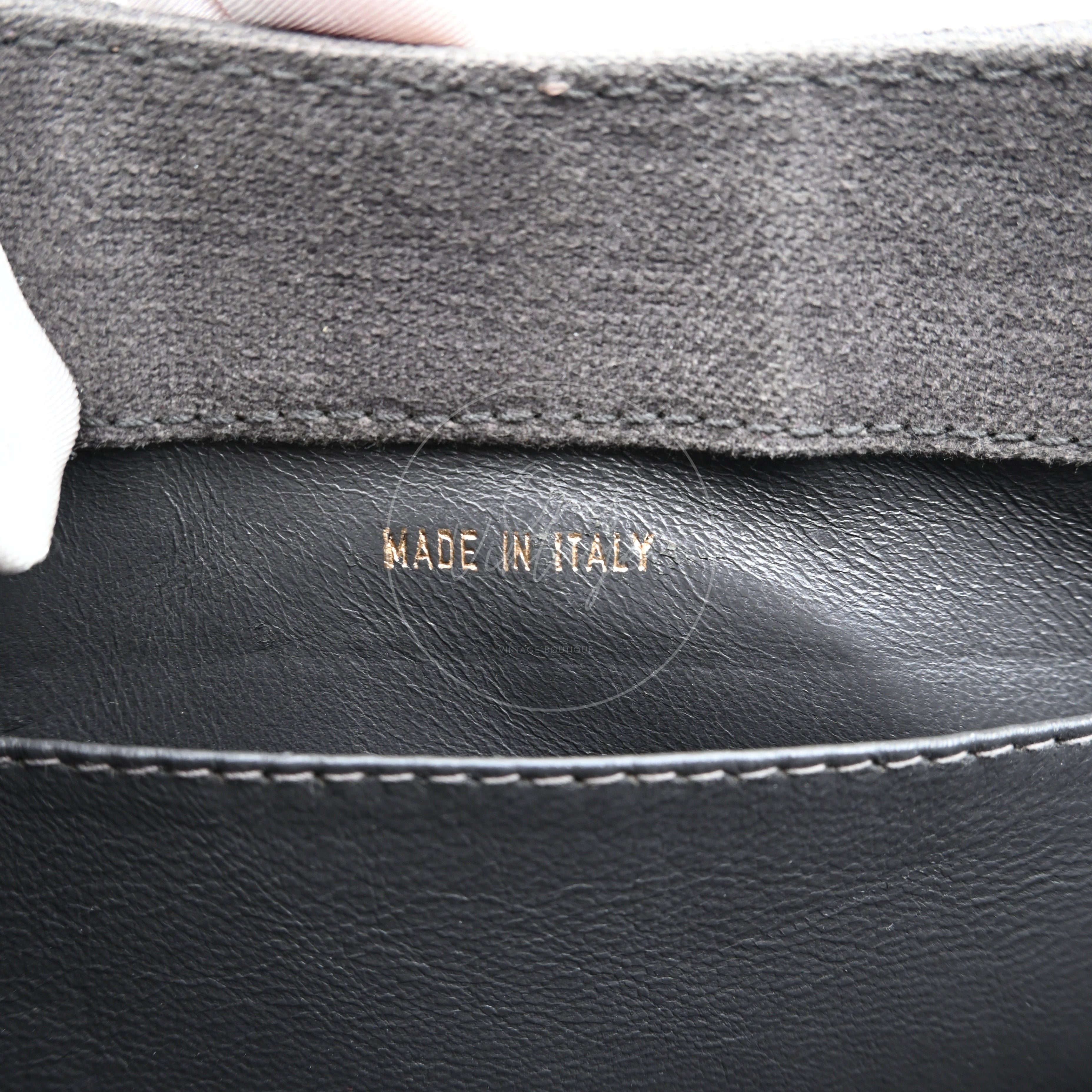 [Pre-owned] Chanel Grey Matelasse Canvas Shoulder Bag