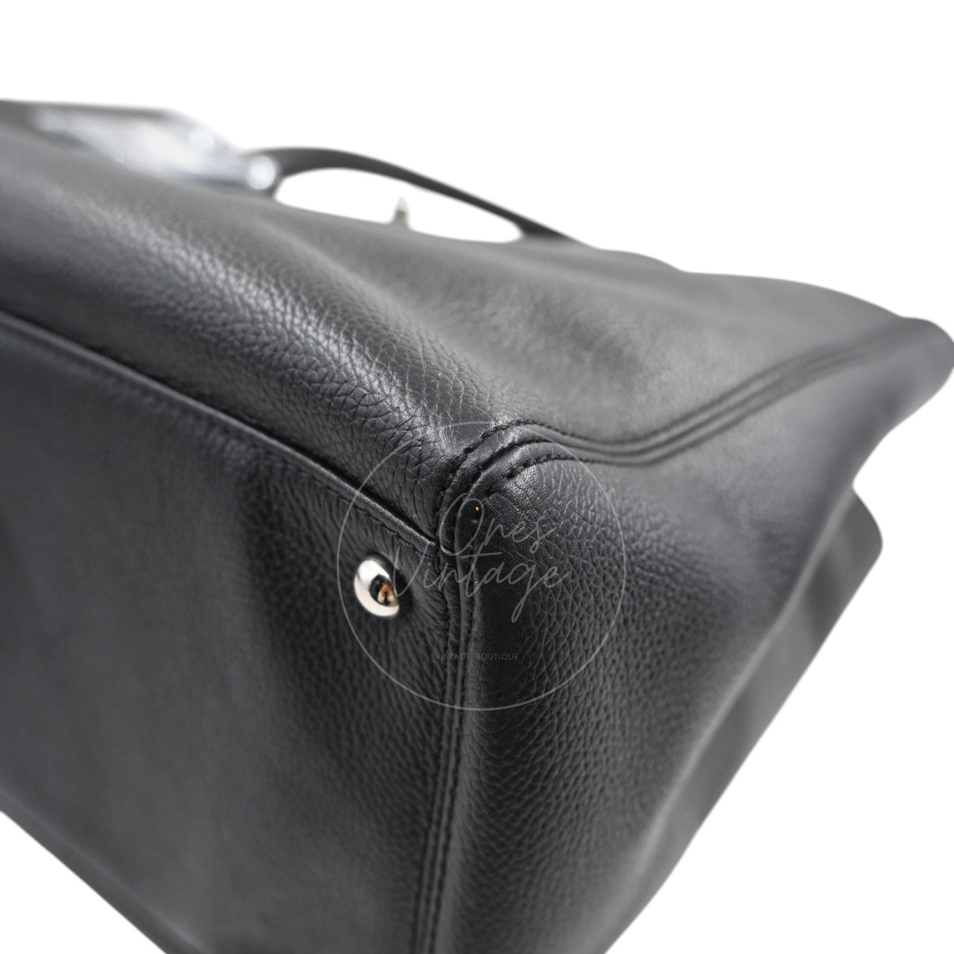 [Pre-owned] Chanel Executive Cerf Tote PHW