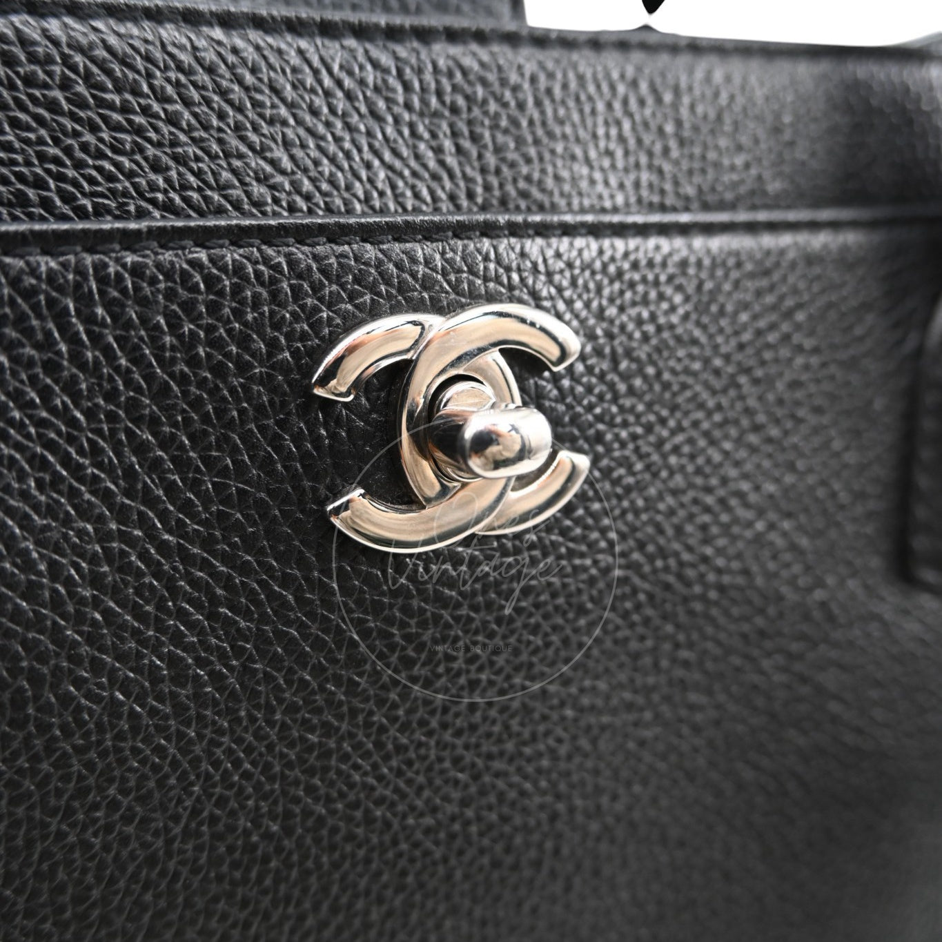 [Pre-owned] Chanel Executive Cerf Tote PHW