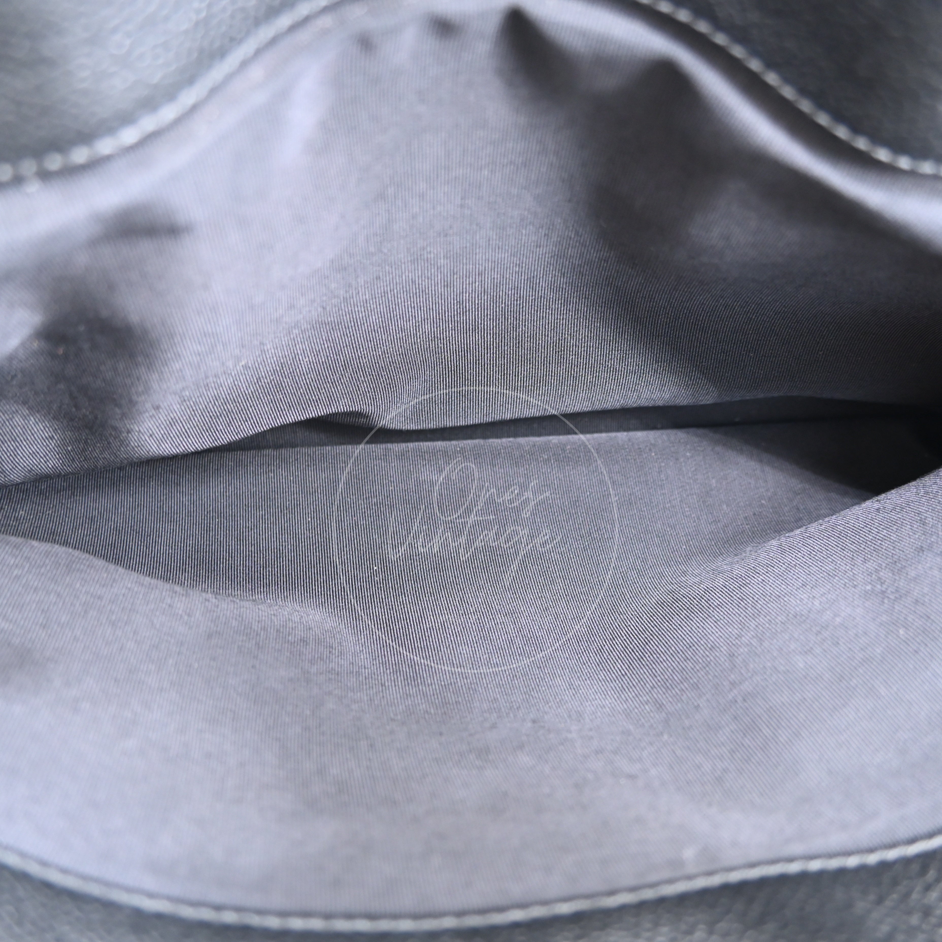 [Pre-owned] Chanel Executive Cerf Tote PHW