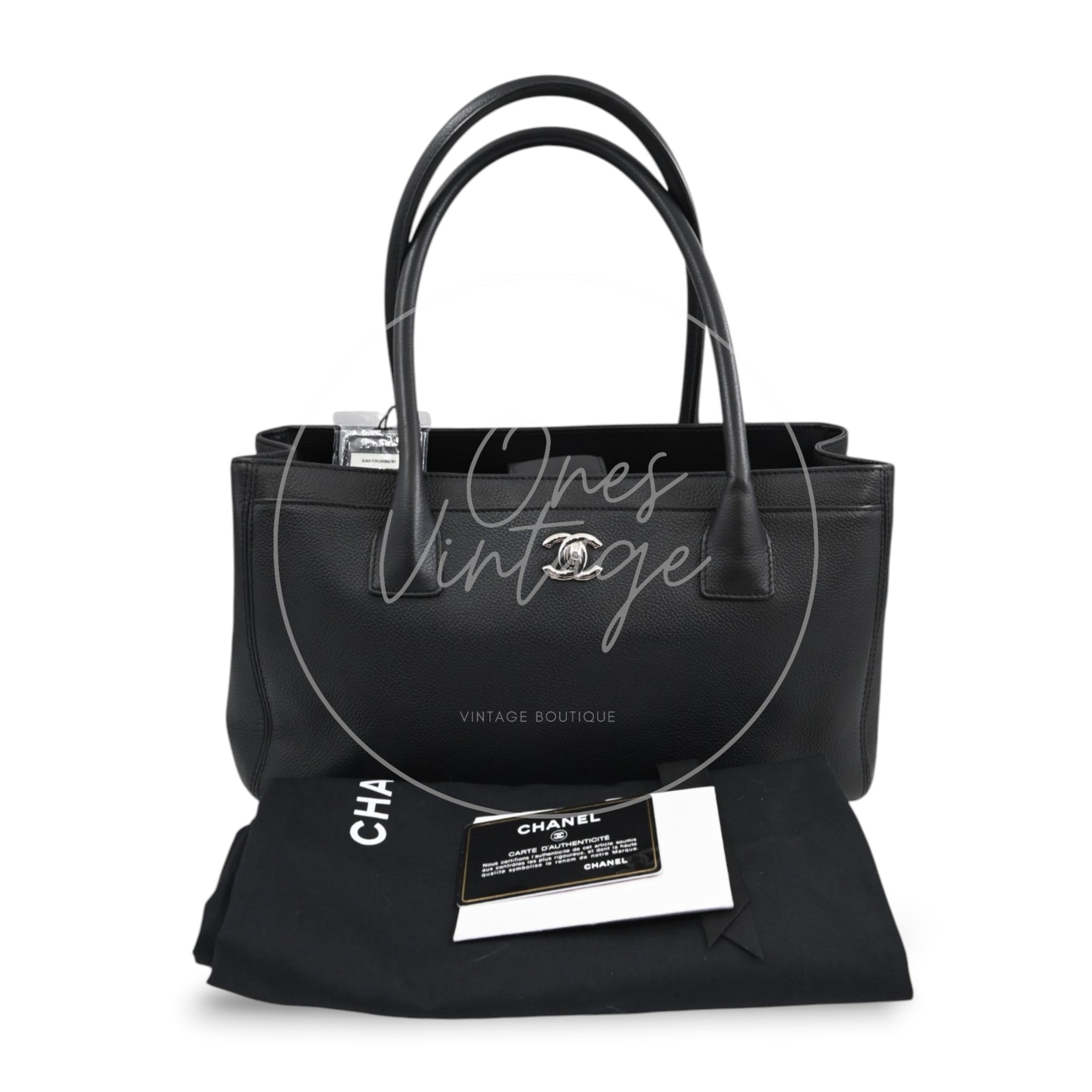 [Pre-Owned] Chanel Cerf Small Black Calfskin Tote Bag Silver-tone Hardware Series 18