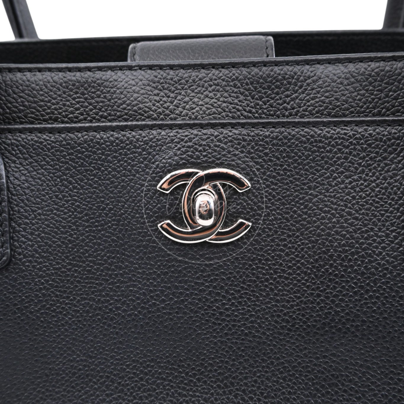 [Pre-Owned] Chanel Cerf Small Black Calfskin Tote Bag Silver-tone Hardware Series 18