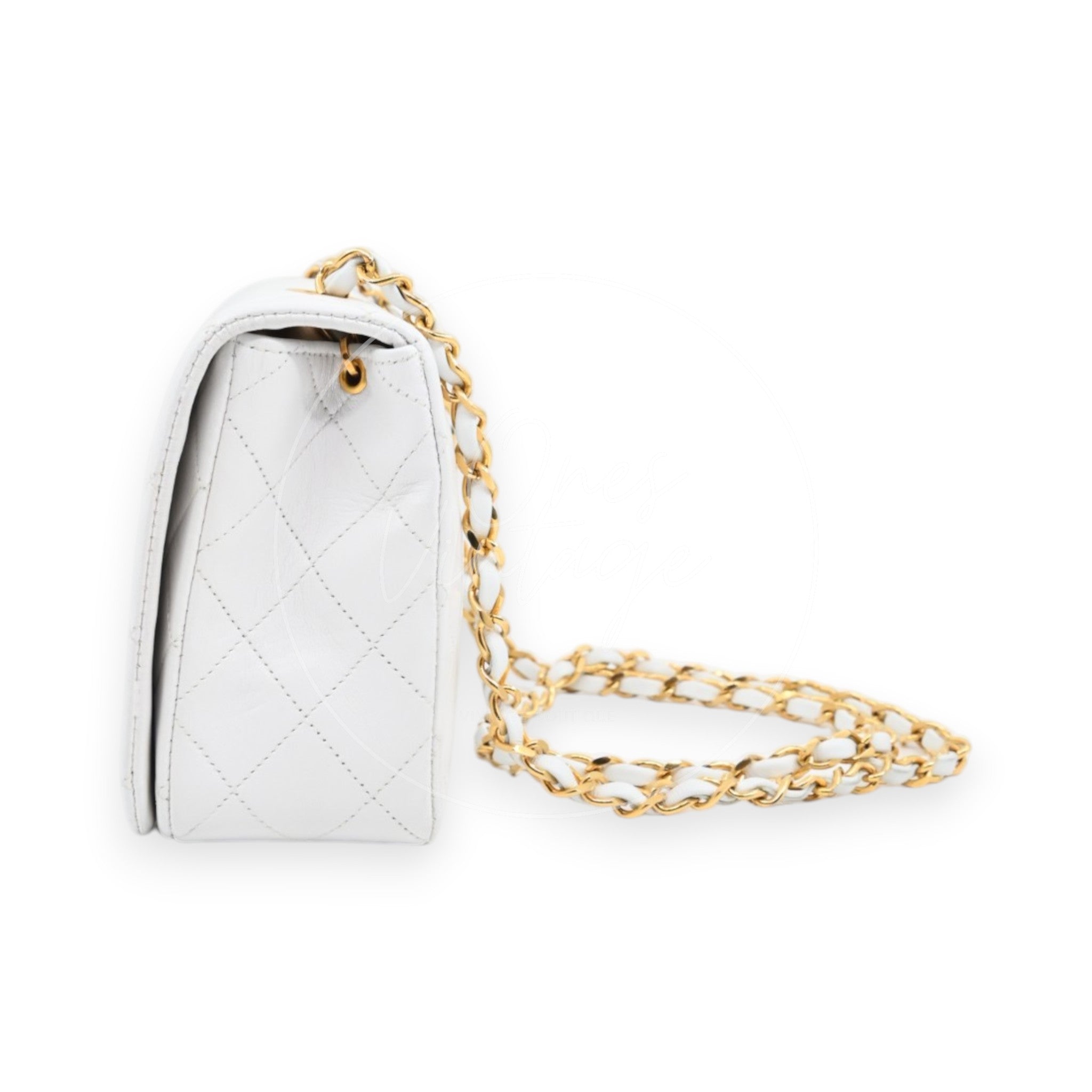 [Pre-owned] Chanel Quilted Classic White Full Flap Shoulder Bag Series 1