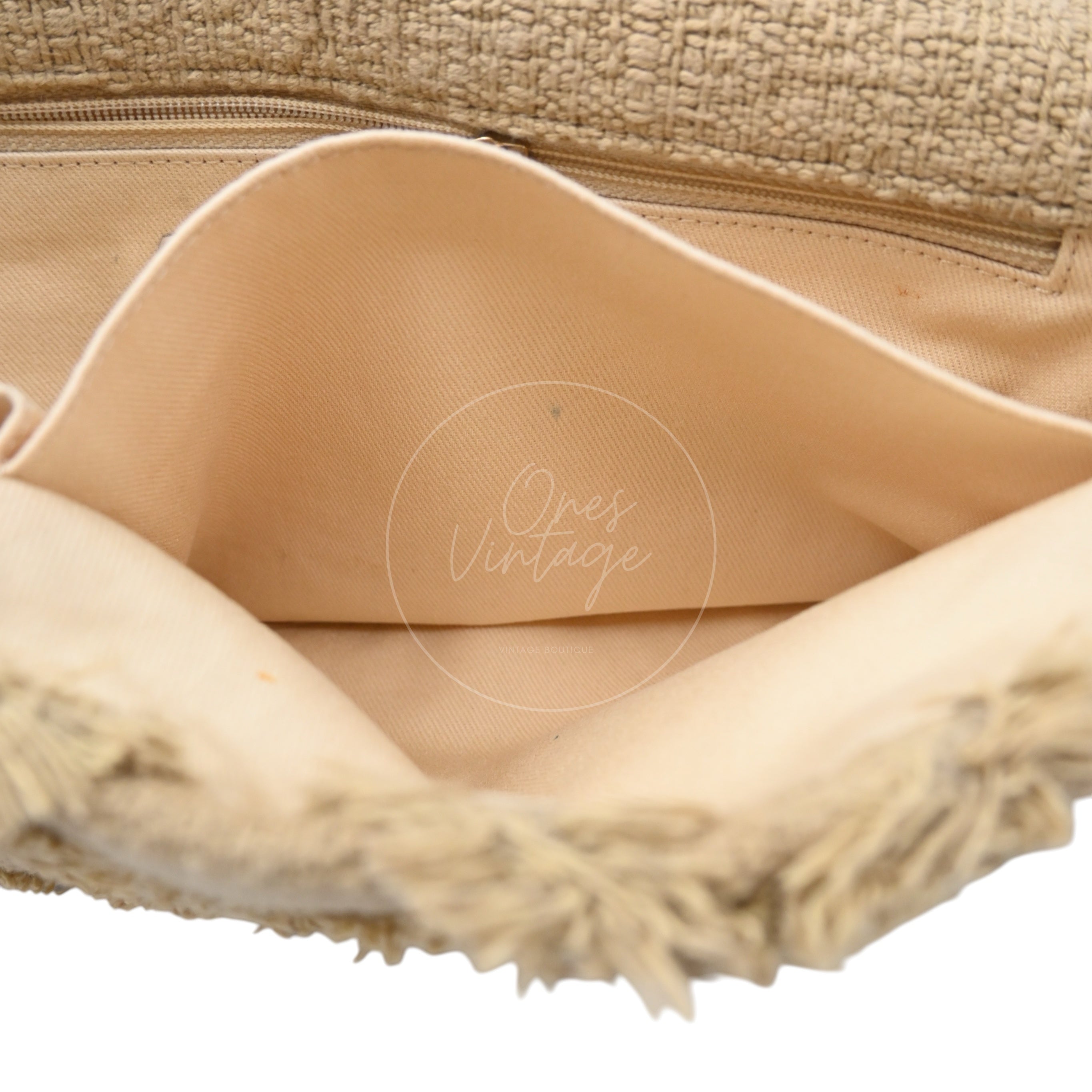 [Pre-owned] Chanel Maxi Beige Tweed Flap Bag