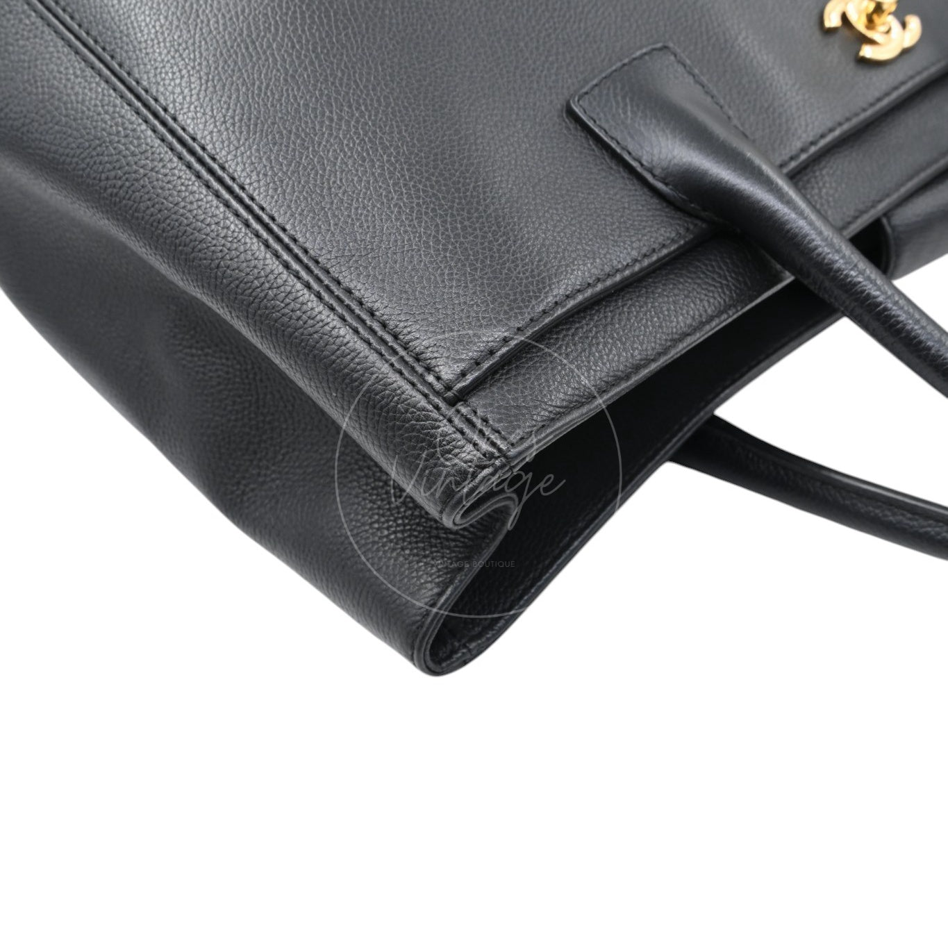 [Pre-owned] Chanel Cerf Small Black Calfskin Tote Bag GHW Series 16