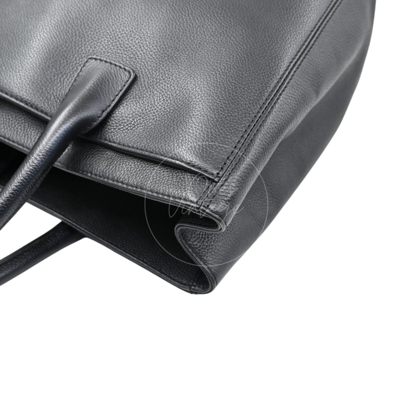 [Pre-owned] Chanel Cerf Small Black Calfskin Tote Bag GHW Series 16