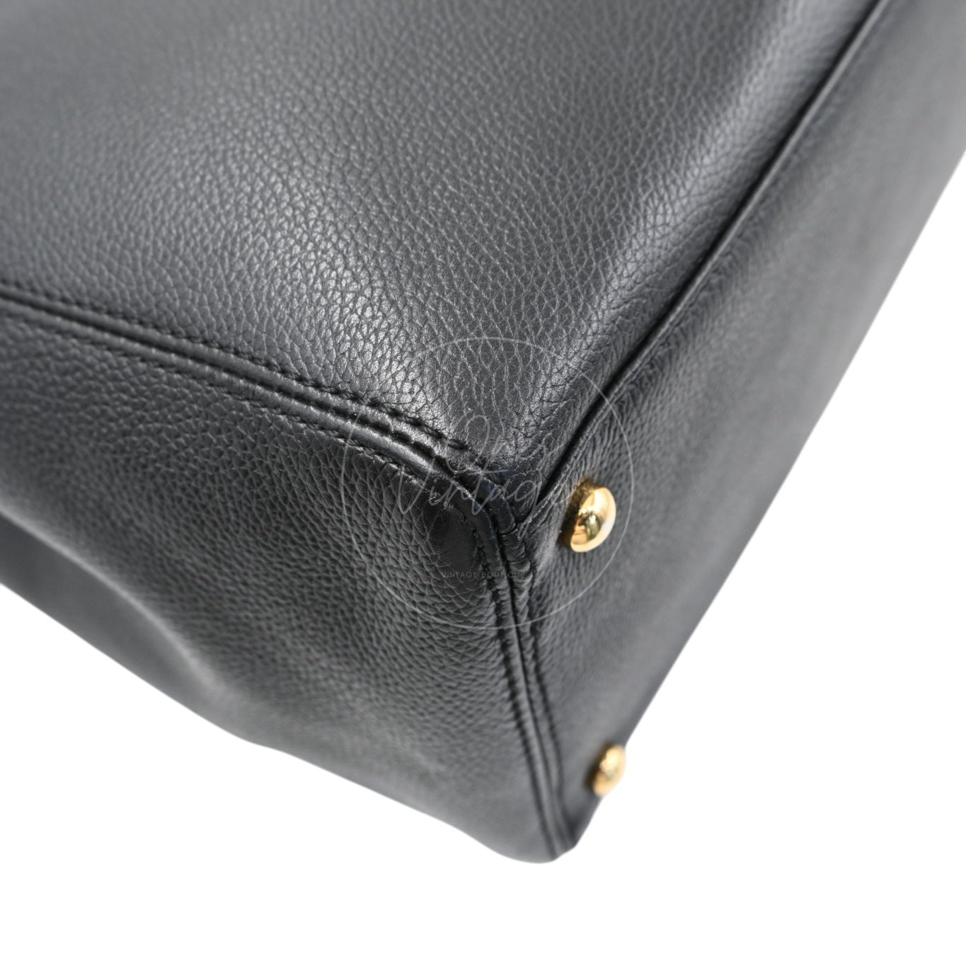 [Pre-owned] Chanel Cerf Small Black Calfskin Tote Bag GHW Series 16