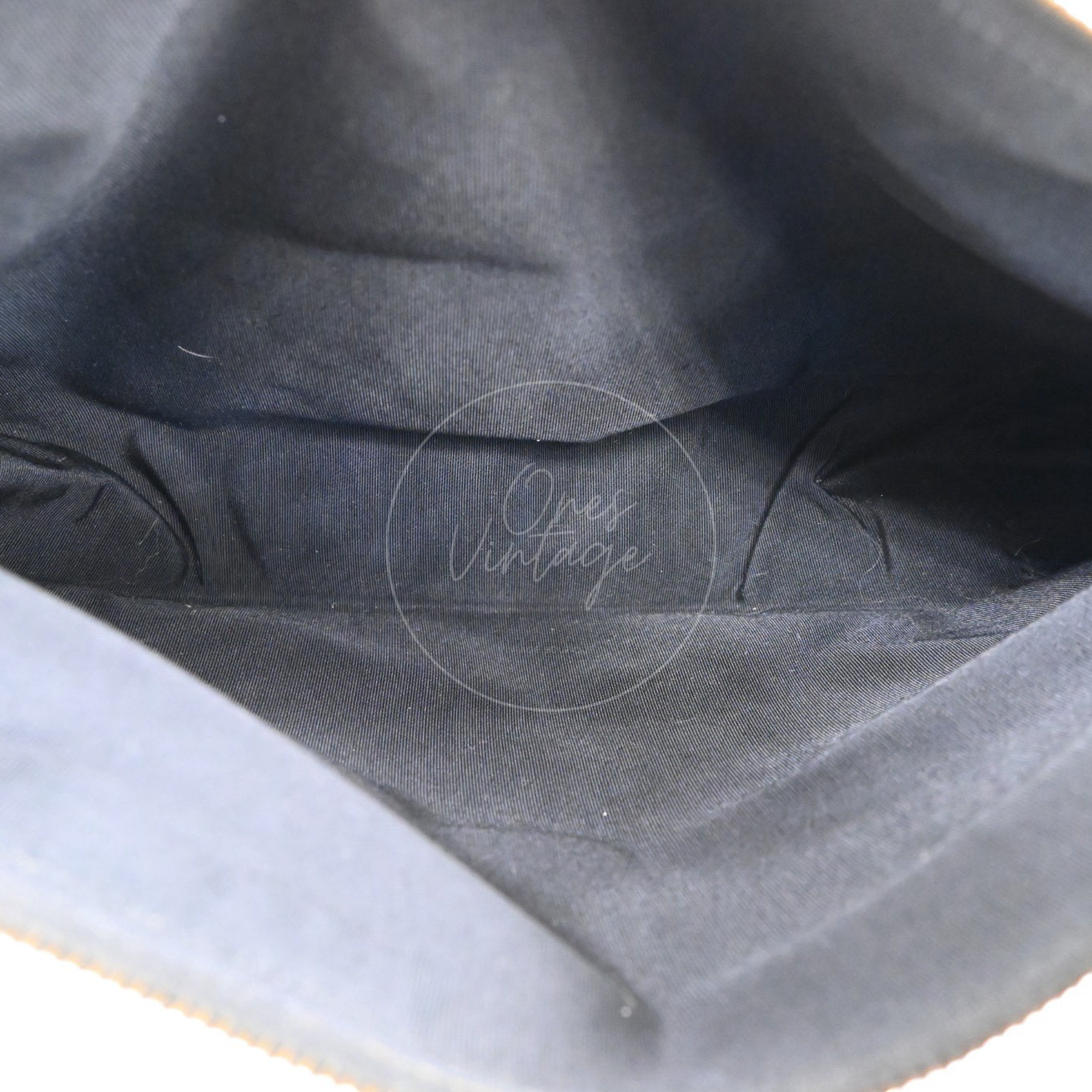 [Pre-owned] Chanel Cerf Small Black Calfskin Tote Bag GHW Series 16